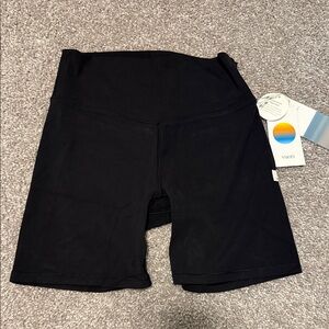 Vuori AllTheForm Short 6”